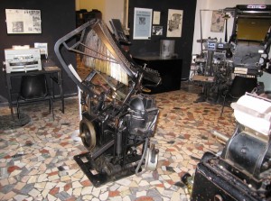 La Typograph nel suo ambiente al Museo della Stampa di Mondovì
