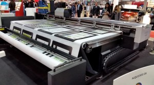 Nel grande formato oltre alla stampa è importante il taglio