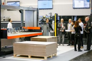 In visita allo stand Elitron a drupa