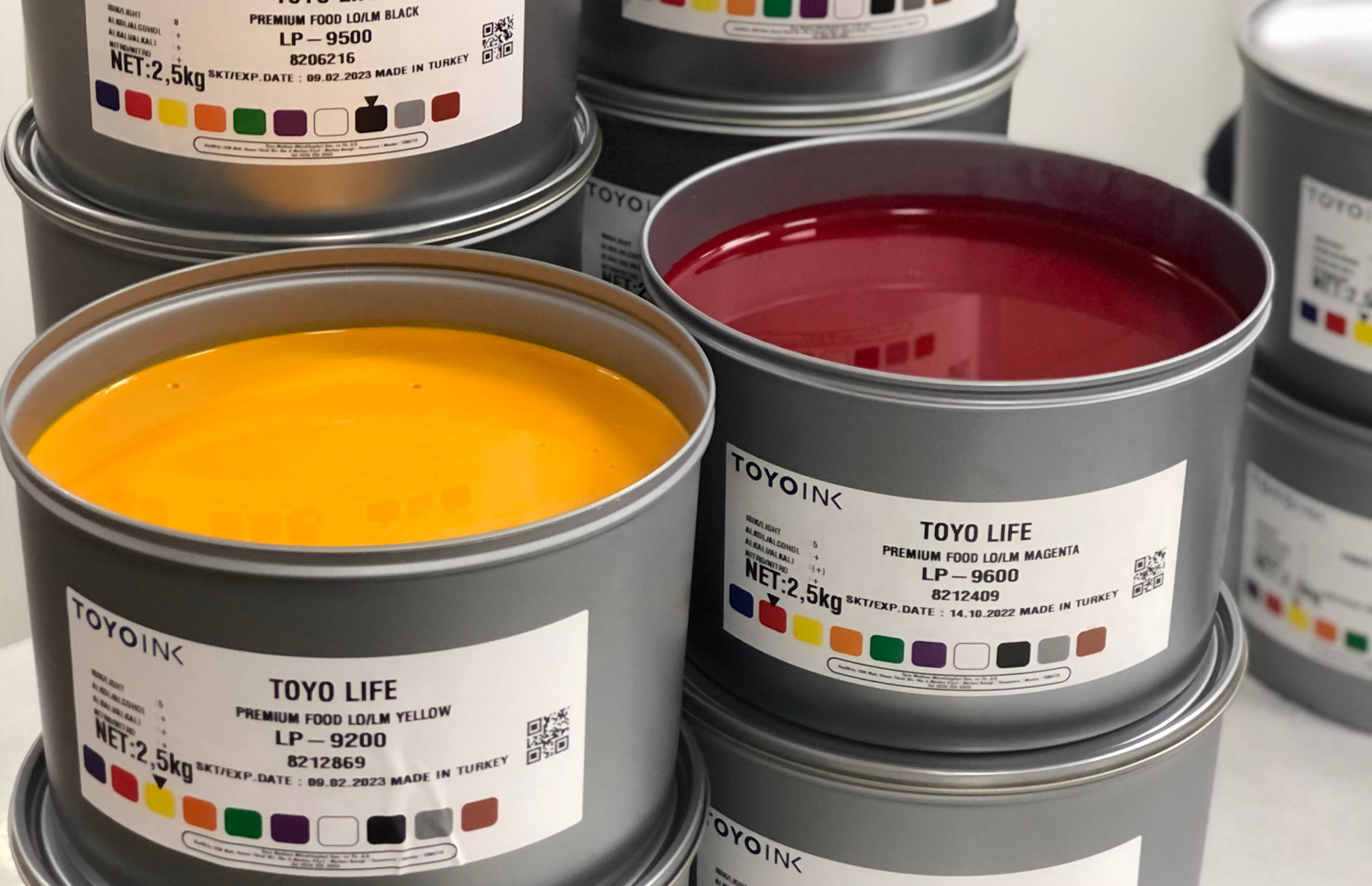 Low-odour, sow-migration sheetfed offset deinkable inks