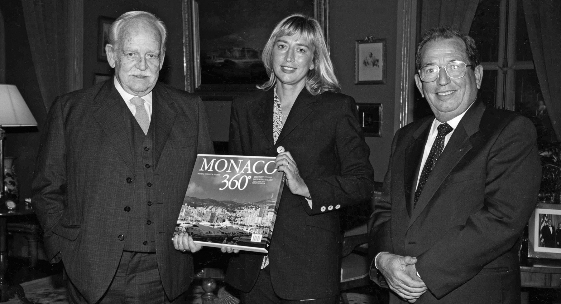 Helena presenta Monaco 360° al Principe Ranieri