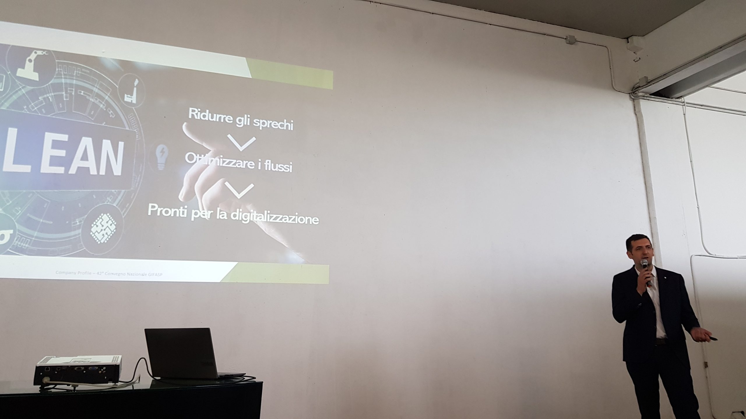 Tecnocarta una cartotecnica anomala