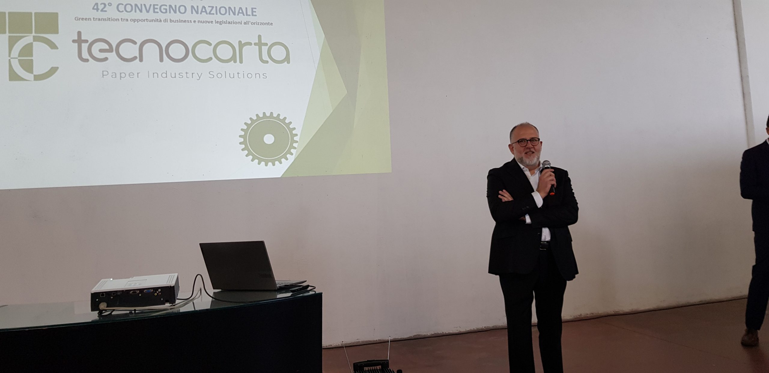 Tecnocarta una cartotecnica anomala