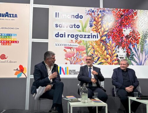 I ragazzi salvano il libro. E forse anche il Salone