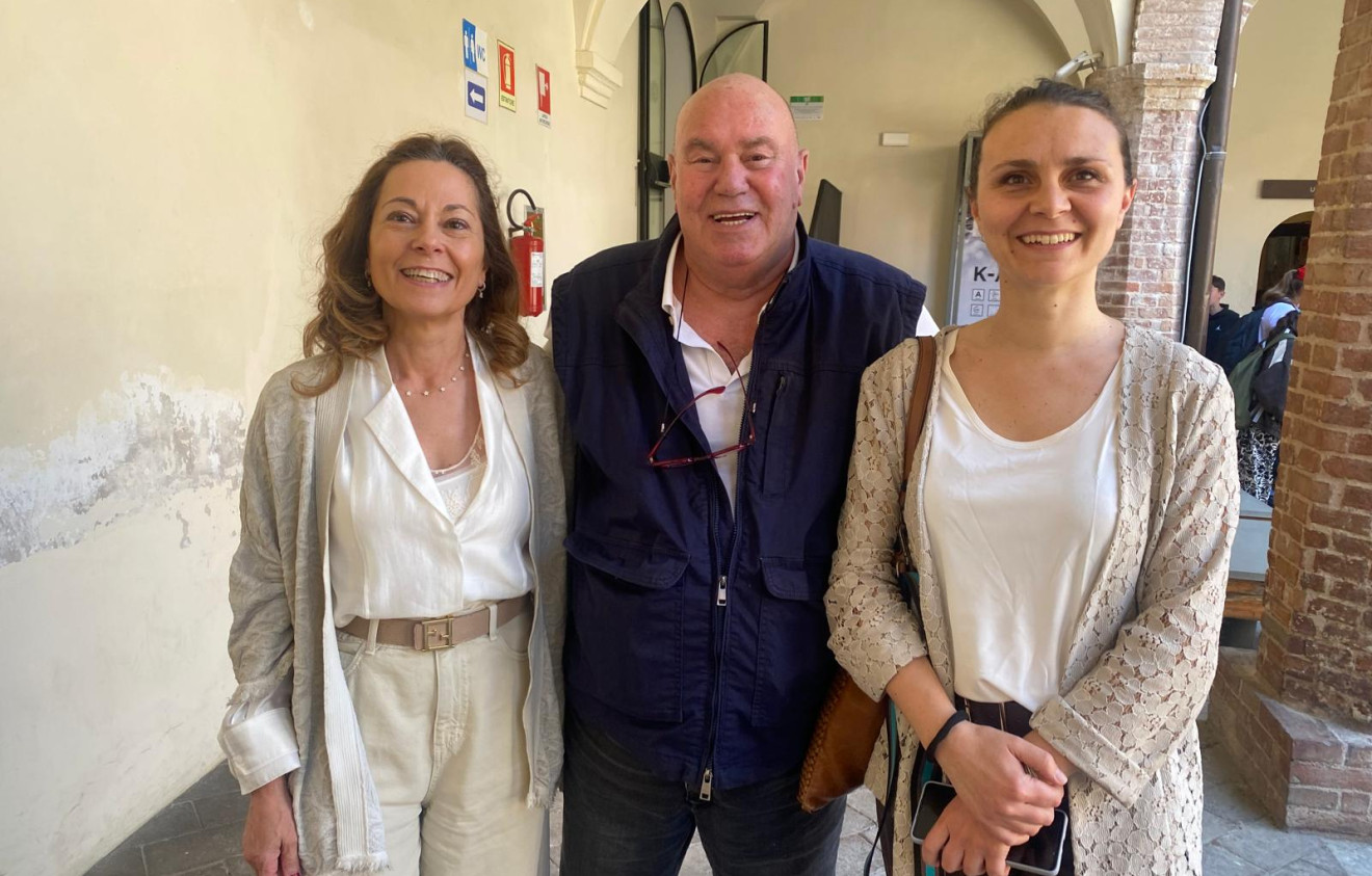 Da sinistra, l’Assessore alla Cultura Maura Nataloni, al centro il Presidente AIMSC Luigi Stefano Campanella e a destra la Direttrice del museo Francesca Mannucci.